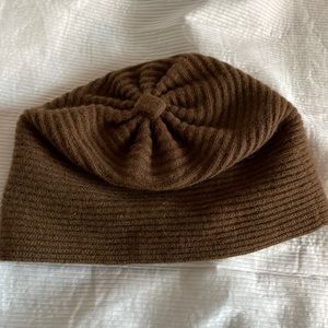 Awesome lambs wool knit hat